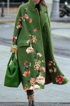 Summer Coats, Casual Outwear, Pola Sulam, Casual Outerwear, Coat Patterns, Green Coat, Woolen Coat, Looks Chic, Cardigan Fashion