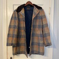 Excellent Vintage Condition Pendleton Wool Jacket Car Coat In Brown And Yellow Plaid Houndstooth Pattern, Button Closure, Blue Quilted Interior. Believed To Be From 50’s Or 60’s No Size Tag, Fits Like A Medium, Measurements Below 24" Underarm To Underarm 35" Length 25" Sleeves 19" Shoulder To Shoulder No Damage Or Issues Besides One Small Tear On The Inside Liner, See Photo Pendleton Jacket, Pendleton Wool, Car Coat, Yellow Plaid, Houndstooth Pattern, Brown Plaid, Wool Jacket, Vintage Brown, Wool Coat