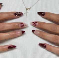 Burgundy Christmas Nail Ideas, Cherry Mocha Nails Design, Dark Cherry Red Nail Designs, Deep Red Christmas Nails, Red Tortoise Shell Nails, Red And Silver Christmas Nails, Brown Long Nails, Burgundy Christmas Nails, Brown Christmas Nails