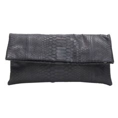 AKKESOIR black genuine scaled leather foldover rectangular clutch bag Reference: CNLE/A00116 Brand: Akkesoir Model: Fold over clutch Material: Leather Color: Black Pattern: Solid Closure: Magnet Extra Details: Fold over scaled leather clutch. Silver-tone charm at opening. Made in: Indonesia CONDITION: Condition: Very good, this item was pre-owned and is in very good condition. Please refer to image gallery for thorough condition check. Minor corrosion on silver-tone charm Comes with: One dust ba Bag Reference, Fold Over Clutch, Clutch Purse Black, Hobo Tote Bag, Tooled Leather Purse, Large Clutch, Boot Jewelry, Toddler Boy Shoes, Suede Fringe