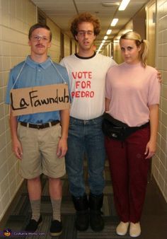 Napoleon Dynamite Napoleon Dynamite Costume, Costumes For Groups, 3 People Halloween Costumes, Funny Group Halloween Costumes, Best Group Halloween Costumes, Halloween Parejas, Happy Haunting, Hallowen Ideas, Napoleon Dynamite