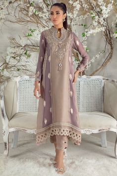 Charlotte Lace Suit, Designer Outfit, Saree Designs Party Wear, Suit Design, Designer Party Wear Dresses, Net Dupatta, Pakistani Designers, Embroidered Tunic, Silk Dupatta