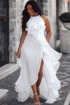 Wedding Season 2024 Wedding Evening Dresses, Heels Photography, Tulle Maxi Dress, Photography Styles, Prom Long, Plus Size Formal, Plus Size Formal Dresses, Denim Maxi, Girls Purse