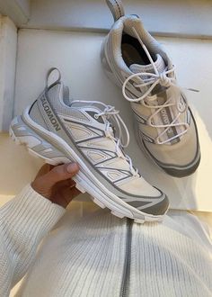 Fall Sneakers 2024, Salamon Shoes, Salomon Xt6 White, Salomon Xt6 Expanse, Shoe Inspo Sneakers, Salomon Shoe