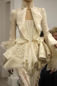 Balenciaga ~ Frills & Furbelows on an Ivory Jacket .... Dnd Clothing, Genshin Design, Museum Dress, Biblical Angel, Debs Dresses, Couture Dior, Detail Couture, Mini Project, Creepy Art