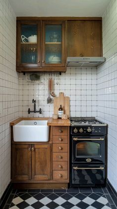 Guest Suite Kitchenette, Mini Kitchenette Ideas, Diy Kitchenette Small Spaces, Kitchenette Ideas Mini Kitchen, Loft Kitchenette, Small Kitchenette Ideas Mini Kitchen, Kitchenettes Ideas Mini Kitchen, Tiny Kitchen Ideas Layout, Kitchenette Ideas Guest Suite