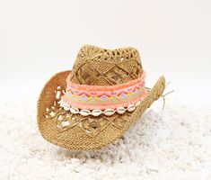 Color options - Peach Fluorescent Boho Band & Cowrie Shells on Natural Cowboy Hat Natural Hand Woven Outdoor Breathable Hat Sturdy Box This is a comfortable cowboy hat to wear to the beach, concerts or rodeo. It's always ready to keep you shaded.  Material: Durable natural woven straw Hat Size: US Hat Size 7 ¼ - 58-60cm 23 Inches Hat Crown: 12cm Hat Brim: 8cm Color: Natural Tan Size fits up to 23 inches 58-60 CM, Beach Cowboy Hat, Gardening Hat, Spring Hats, Cowrie Shells, Best Friends Aesthetic, Friends Aesthetic, Cute Preppy Outfits, Cowgirl Hats, Cowrie Shell