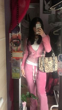 Pink Tracksuit 2000s, Y2k Juicy Tracksuit, Y2k Juicy Couture Tracksuit, Pink And Cheetah Print Outfit, Early 2000s Girly Aesthetic, Juicy Couture Tracksuit Outfit Ideas, 2000s Juicy Couture Tracksuit, Juicy Couture Outfit Ideas, 2000s Trashy Outfits