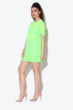 Catch eyes and turn heads this festival season in our Miami Neon Green Oversized Mesh T-shirt. Get summer ready with our oversized tee it’s the perfect poolside cover up during the day or add biker shorts and heels for a neon evening look. Designed in London for KARIZMAFabric: MeshLength: 77cm Gentle dry clean or gentle hand wash cold water and hang to dry. Model is 5 ft 7 and wears a size small.Please use our size guide for body measurements when purchasing, our garments run true to size. Oversized Trendy Summer Top, Oversized Trendy Top For Summer, Oversized Casual T-shirt For Summer, Summer Streetwear Tops With Relaxed Fit, Summer Streetwear Tops In Relaxed Fit, Sporty T-shirt For Summer Day Out, Basic Summer T-shirt, Loose Fit Cotton Summer Tops, Loose Fit Cotton Tops For Summer