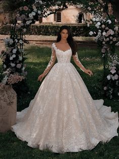 Repunzel Inspired Wedding Dress, Disney Wedding Dresses Rapunzel, Rapuzel Wedding Dress, Fitted Princesscore Wedding Dress, Luxury Princesscore Wedding Dresses, Muslim Wedding Gown, Civil Wedding Dresses, Fairy Tale Wedding Dress, Bridal Dresses Lace