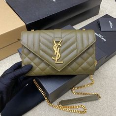 Size: Standard Size It comes with Dust box, Care manual, Tag, and Paper bag. Ysl Envelope Bag, Ysl Handbags, Party Purse, Yves Saint Laurent Bags, Bags Designer Fashion, Blue Butterfly, Bird Prints, Green Bag, Small Bags