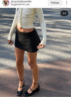 Black Skirt Outfit Aesthetic, Skirt Outfits Aesthetic, 2024 Fits, Italy Fits, Comfy Summer Outfits, Black Skirt Outfits, Summer Outfits 2024, Sneakers Street Style, Miniskirt Outfits