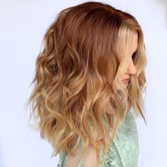 Glam Up with These 30 Red Blonde Hair Ideas for a Radiant Look - divagaze.com Fall Balayage Hair, Rich Brunette Hair, Pumpkin Cream Cold Brew, Light Blonde Balayage, Hair Colour Ideas, Cream Cold Brew, Ideas For Autumn