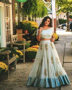 Indo Western Dress For Girls, Intimate Winter Wedding, Western Dresses For Girl, Western Dresses For Women, Simple Lehenga, Dresses Traditional, Wedding Blouse Designs, Indo Western Dress