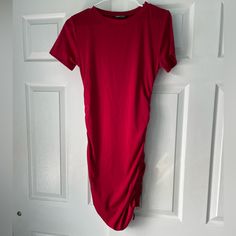 Ribbed Sides. Red Dress Never Worn. Short Sleeved. Casual Red Bodycon Dress With Short Sleeves, Casual Red Short Sleeve Bodycon Dress, Red Short Sleeve Bodycon Dress For Spring, Red Stretch Bodycon Dress With Short Sleeves, Sides For Ribs, Shein Dress, Dresses Red, Shein Dresses, Tshirt Dress