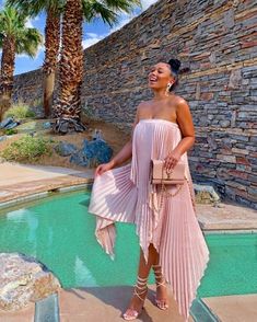 Vacation Baddie, Dress Baddie, Pink Pleated Dress, Vacation Fashion, Vacay Outfits, Pink Summer, Outfits Summer, Ootd Fashion