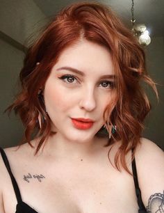 Short Red Hair, Ginger Hair Color, Popular Haircuts, Auburn Hair, Ginger Hair, Short Bob Hairstyles, Short Hair Cuts For Women, Hairstyles Haircuts