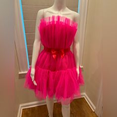 These Dresses Are Copies Of The Giambattista Valli Look. I Have 3 - Black, Blush And Hot Pink. They Are $100 Each. Pink Mini Dress For Costume Party, Pink Dress For Costume Party In Spring, Pink Dress For Summer Costume Party, Pink Glamorous Dress For Costume Party, Fitted Pink Tulle Mini Dress, Strapless Pink Mini Dress For Cocktail, Strapless Pink Tulle Mini Dress, Strapless Pink Dress For Party Season, Pink Strapless Tulle Mini Dress