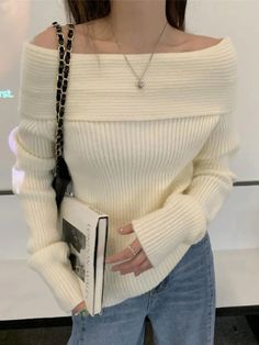 Casual Off Shoulder Knitted Sweater Off Shoulder Tops For Women, Knitted Off Shoulder Top, Full Sleeve Outfits, Shoulder Off Sweater, Cute Winter Tops, Off Shoulder Top Outfit, Off Shoulder Outfit, Knitting Sweaters For Women, Sweater Off Shoulder