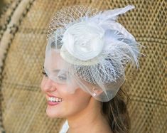 Elegant Derby Hat - Etsy Vintage Wedding Headpiece, Headpiece With Veil, Wedding Headpiece Vintage, Juliet Cap, Tulle Veil, Feather Fascinator, Tulle Veils