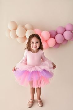 It is a ballerina dress made of lycra fabric with a self-body upper part. Their patterns are narrow. Made with colorful fun soft tulle. Little girls will feel very stylish and comfortable in this dress. Toddler Ballerina Costume, Toddler Ballerina, Ballerina Tutu Dress, Pink Toddler Dress, Ballerina Costume, Ballerina Outfit, Ballerina Tutu, Ballerina Dress, Ballerina Girl