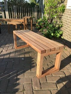 Best DIY Wood Garden Bench Plans Wood Garden Bench, Garden Bench Plans, Wood Bench Outdoor, Diy Bench Outdoor, Wood Garden, Balcony Ideas Apartment, Garden In The Woods