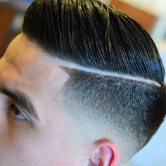 Men's Haircut Network Hard Part Fade, Popular Mens Hairstyles, Hot Haircuts, Taper Fade Haircut, Faded Hair, Men Hairstyles, Men's Haircut