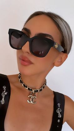 Brand new Gucci GG0998S 001 Sunglasses. Etched logo at lens corner. Signature GG at temples. Oversized square shape. 100% UVA and UVB protection.52mm eye size. 21mm bridge size. 145mm temple size.Made in Italy.Comes with Gucci jewel-toned velvet hard case, satin pouch, cleaning cloth, and cards.100% authentic and unworn. Black Square Sunglasses, Angled Bob Hairstyles, Satin Pouch, Angled Bob, Cute Frames, Smart Glasses, 60s Fashion, Black Square, Eye Protection