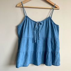 Women’s Spaghetti Strap Tiered Blue Cami Size M Old Navy New With Tag Adjustable Straps Loose Fit Tiered Blue Tie Straps Tops For Summer, Denim Tops With Spaghetti Straps For Summer, Denim Spaghetti Strap Tops For Summer, Denim Spaghetti Straps Tops For Summer, Casual Denim Top With Spaghetti Straps, Casual Denim Tops With Adjustable Straps, Blue Spring Camisole For Day Out, Denim Tops With Adjustable Straps For Summer, Cotton Camisole With Tie Straps For Day Out