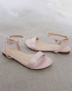 Bridesmaid Shoes Flat, Pink Wedding Shoes, Girls Flats, Girls Heels, Pink Flats, Cute Flats, Bridesmaid Shoes, Pink Sandals, Bride Shoes