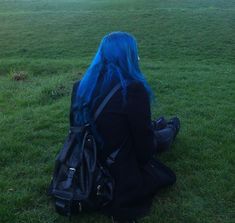 Blue Haired Girl Aesthetic, Blue Hair Girl Aesthetic, Blue Hair Boy, Manic Panic Shocking Blue, Darcy Vega Zodiac, Blue Hair Aesthetic, Shocking Blue, Blue Haired Girl, Zodiac Academy