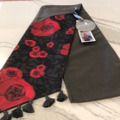 Perfect For Holiday Giving! Ultra Soft Demdaco Reversible Scarf, Wear As Solis Charcoal Or Charcoal With Red Poppies. To Wear, Simply Slide The Long End Through The Opening And Pull To Adjust. Nwt. Number Graphic, Scarf Vest, Cozy Shawl, Art Scarves, Reversible Scarf, Oversized Scarf, Large Scarf, Knit Wrap, Pull Through