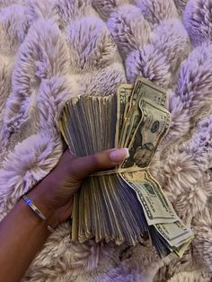 Holding Money, Life Goals Future, Mo Money, Rich Girl Lifestyle, Money Talks