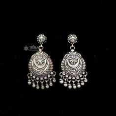 925 sterling silver handmade gorgeous stud earrings drop dangle vintage antique design earrings belly dance tribal jewelry from Rajasthan India. Metal-925 sterling silver. Type-drop dangler earrings. Length-6.0 centimetre approx. Width-2.9 centimetres approx. Weight-27.630 grams. Marking-925 closure-push back. Makes excellent gifting and collectible pieces. Brides Jewellery, Junk Jewelry, Dangler Earrings, Antique Design, Bride Jewellery, Design Floral, Sterling Silber, Handmade Silver, Favorite Jewelry