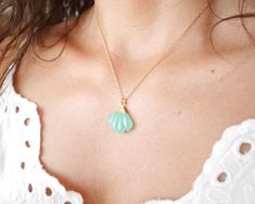 "This Colorful necklace is made with Gold plated  chain adorned with Mint Glass Flower Charm pendant.  ➵ Perfect For Boho-chic wedding, Bridesmaid,... !! ➵ Necklace length is ajustable thanks to 5 cm (2 in) extender chain. ➵ Matching Mint Fan Earrings: https://www.etsy.com/fr/listing/1211134925/boucles-doreille-plaque-or-dore-fleur?click_key=f85ea8166ab21428d4c9bb6f7057705e8ccf15f5%3A1211134925&click_sum=569d8464&ga_search_query=boucles%2Bd%2526%252339%253Boreille%2Bvert&ref=shop_items_search_1 Green Flower Pendant Jewelry For Wedding, Green Flower Pendant Necklace For Wedding, Delicate Green Necklace For Wedding, May Birthstone Flower Pendant Necklace For Wedding, Wedding Pendant Charm Necklace With Lobster Clasp, Delicate May Birthstone Necklace For Weddings, Delicate Wedding Necklace With May Birthstone, Wedding Pendant Necklace With May Birthstone, Nickel Free Jewelry