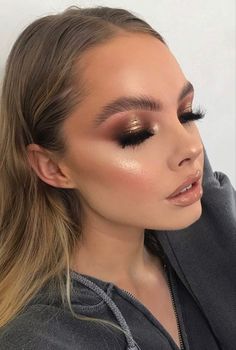 Dressy Eye Makeup, Smoked Makeup Looks, Neutral Glam Eye Makeup, Neutral Color Makeup Looks, Brown Sultry Eye Makeup, Show Day Makeup, Bronzed Glam Makeup, Champagne Dress Makeup Look, Make Chique