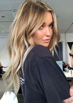 Blond Balayage, Cool Blonde Hair, Hair Color Shades, Hair Done, Frontal Hairstyles, Balayage Brunette, Brown Blonde Hair, Ombre Hair Color, Long Blonde