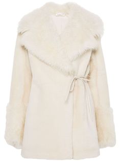 Find P.A.R.O.S.H Morris Coat on Editorialist. white leather sheepskin brushed effect wrap design self-tie fastening oversized pointed collar long sleeves two side welt pockets straight hem Birkin Mom Aesthetic, Birkin Mom, Virgo Rising, Dream Wishlist, Mom Aesthetic, Dream Items, White Fur Coat, Holiday Wishlist, Coat White