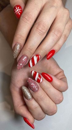 Christmas Nails Archives - Page 4 of 71 - Fabmood | Wedding Colors, Wedding Themes, Wedding color palettes Dark Red Nail Polish, Christmas Tree Nails, December Nails, Latest Nail Designs, Christmas Nails Easy, Cute Christmas Nails