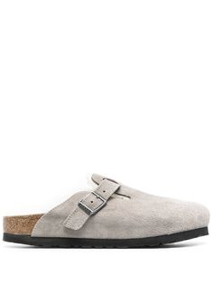 Grey Birkenstocks, Birkenstock Mules, Clogs Outfits, Birkenstock Clogs, Birkenstock Clog, Mens Outfit Inspiration, Birkenstock Sandals, Birkenstock Boston, Birkenstock Boston Clog