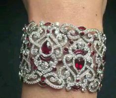 Ruby Diamond Bracelet, Diamond Red, Diamond Bracelet Design, Red Bracelet, Antique Bridal Jewelry, Bridal Diamond Jewellery, Bangles Jewelry Designs, Diamond Jewelry Designs, Investment Banking