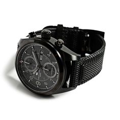 The Khaki Field collection continues to be relevant and innovative over a century after it became the official watch supplier of the US Army. A standout in the line is this multifunctional chronograph, with a rugged, all-black look and a powerful automatic caliber H-21 movement that is visible through an exhibition window that boasts a 60-hour power reserve. It also happened to be prominently featured in Amazon's Jack Ryan series on the wrist of John Krasinski. Built to stand up to any adventure Jack Ryan, Hamilton Khaki Field, Hamilton Khaki, Chrono Watches, John Krasinski, All Black Looks, Military Inspired, Us Army, Stainless Steel Case