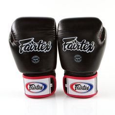 two black and red boxing gloves with the words farte's on each side