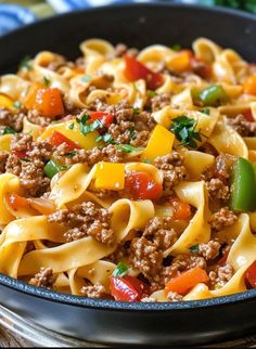 Health meal, low carbs meals, keto meal Steak Bake, Italian Drunken Noodles, Comfort Pasta Dishes, Cheeseburger Casserole Recipe, Vegetable Slow Cooker, Slow Cooker Italian, Sausage Peppers And Onions, Comfort Pasta, Broccoli Recipes Casserole