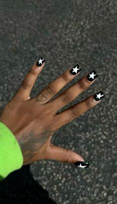 Short Clear Nails With Design Men, Short Nail Inspo Black People, Short Fall Nails Black Women, Black Nails With White Stars, Nails Ideas With Charms, Short Nails Black Design, Kwanzaa Nails, Swag Nails Short, Black Nails Black Women