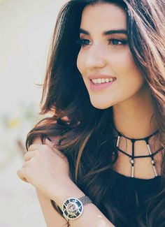 Hareem farooq Beautiful Dps, Stylish Dpz, K K, Actress Pics, Girls Dpz, Beautiful Smile, Stylish Girl