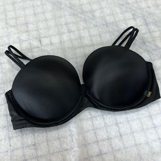 34c Victoria’s Secret Very Sexy Strapless/ Multi Way Bra. Can Be Worn Five Different Ways, See Information In Photo. Smooth Black New With Tags Black Padded Bra For Night Out, Partially Lined Low-cut Black Bra, Black Low-cut Partially Lined Bra, Black Partially Lined Low-cut Bra, Victoria's Secret Solid Bra With Padded Cups, Victoria's Secret Solid Color Bra With Padded Cups, Victoria's Secret Bra With Padded Cups, Victoria's Secret Bra With Built-in Bra, Victoria's Secret Seamless Push-up Bra