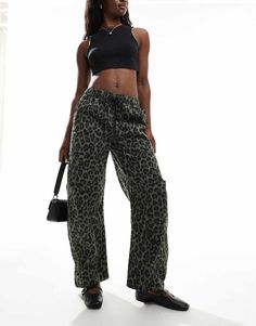 Jeans by Pull&Bear Sorry to all your other denim Wide leg Animal print Mid rise Elasticated drawstring waist Functional pockets Jeans Large, Leopard Print Baby, Pull And Bear, Jean Large, Winter Party Dress, Spring Floral Dress, Pull & Bear, Satin Slip Dress, Maxi Dress Trend