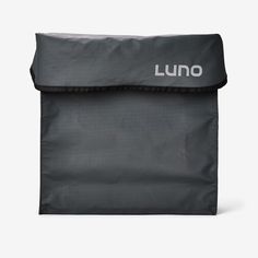 a lunch bag with the word luno printed on it's front and side