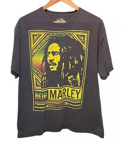 BOB MARLEY Reggae T-Shirt Size Vintage Look X-LARGE XL | eBay Bob Marley Tshirt, Peter Tosh, Brands Outlet, Bob Marley, Vintage Look, Vintage Tshirts, Vintage Looks, Mens Outfits, Things To Sell